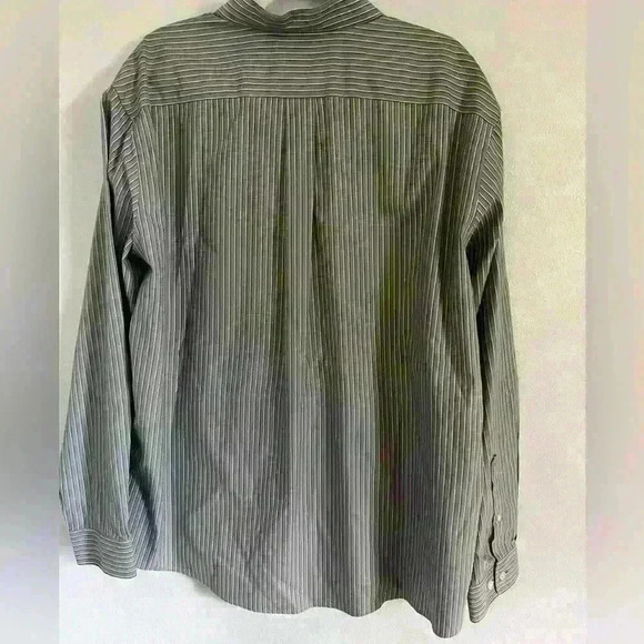 Eddie Bauer Men’s Striped Button Down Dress Shirt Wrinkle Free Relaxed Fit XL - Picture 3 of 3
